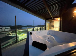 Toque a Campainha - Cobertura JACUZZI BEIRA MAR